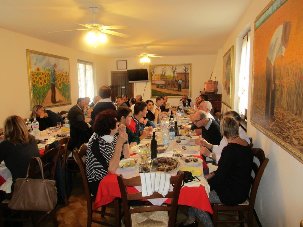 Agriturismo Rocca Dei Marchesi Sabbio Chiese Esterno foto