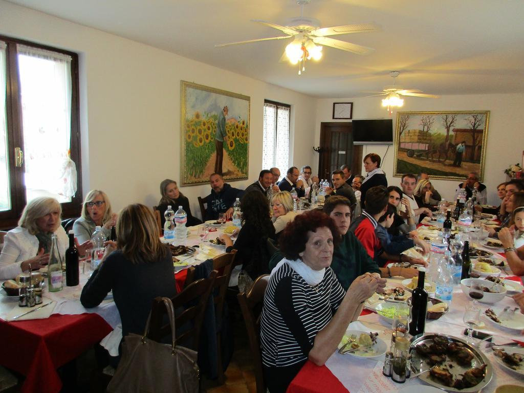 Agriturismo Rocca Dei Marchesi Sabbio Chiese Esterno foto